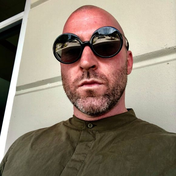 Meet your Posher, Bret - Picture 1 of 1